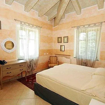 Hotel Morneto - Adults Only