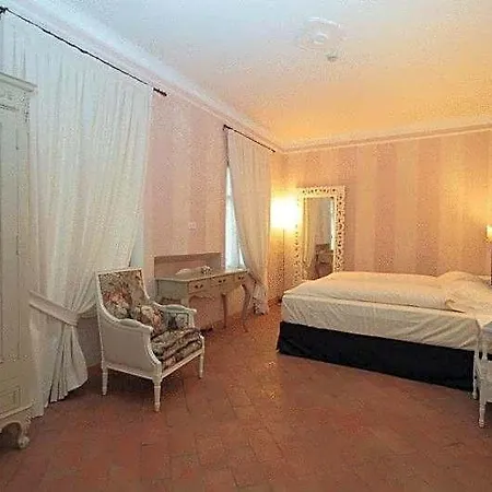Morneto - Adults Only