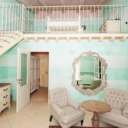 Morneto - Adults Only